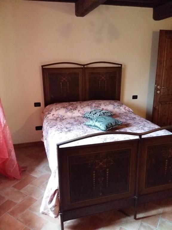 Agriturismo Il Melo Valfabbrica ภายนอก รูปภาพ