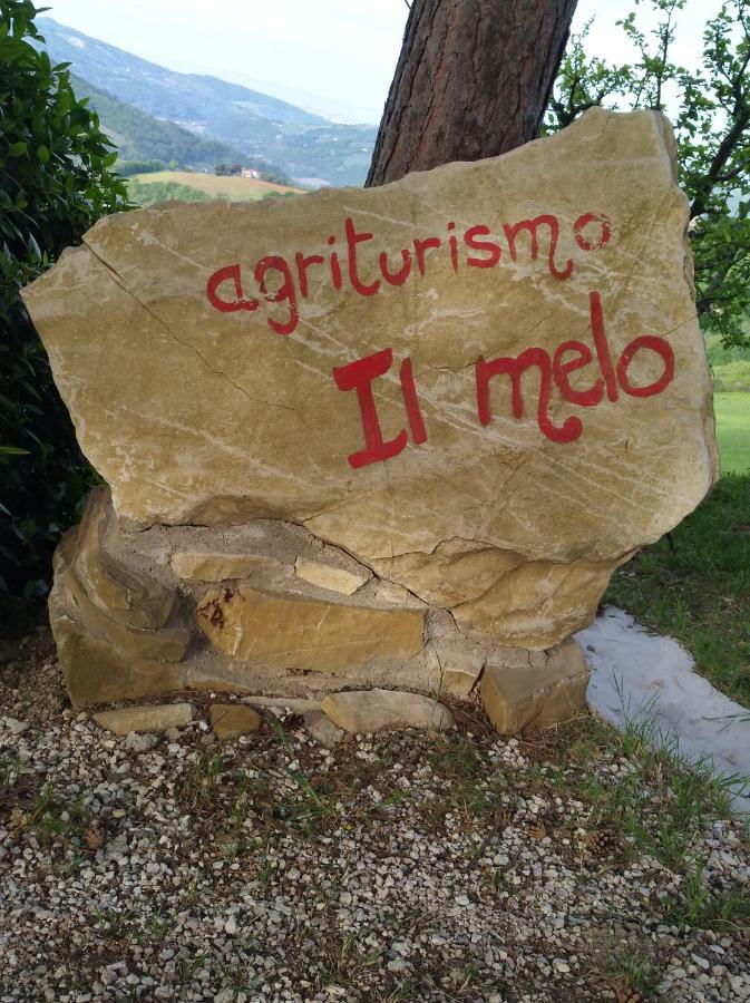 Agriturismo Il Melo Valfabbrica ภายนอก รูปภาพ